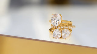 Oval Solitaire Ring Bold Gold