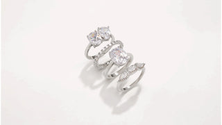 Oval Solitaire Ring Bold Silver