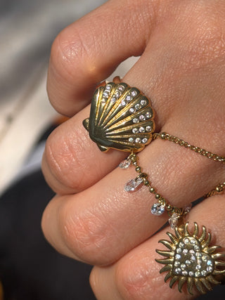 Crystal Drop Chain Ring Gold